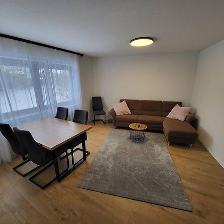 קריילסהיים Schoenes Ruhiges Appartement מראה חיצוני תמונה